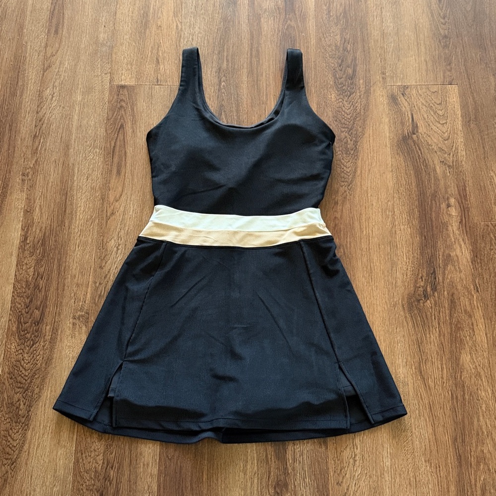 New Beach Riot Remi Dress - Picture 3 of 6